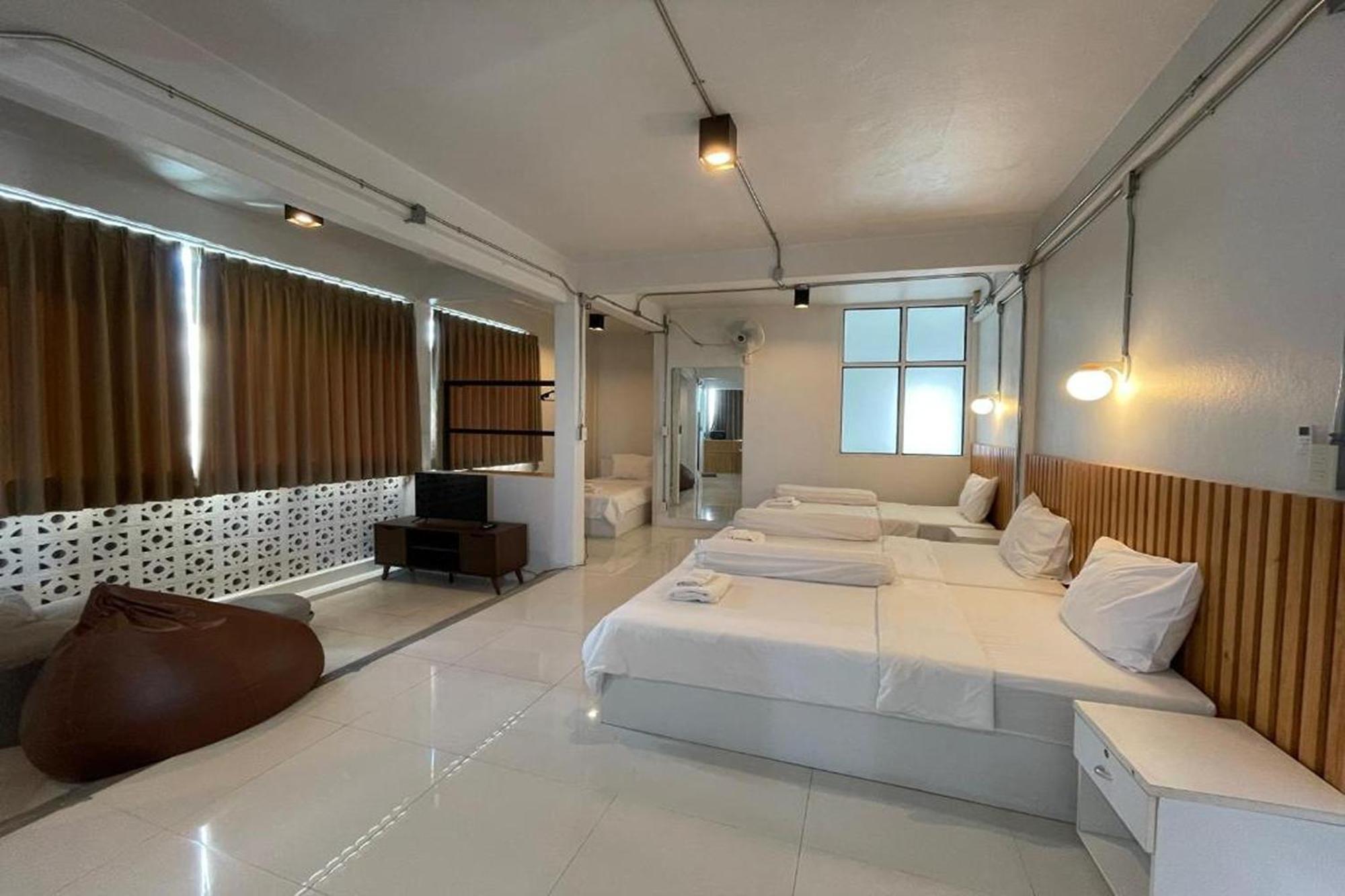Отель Asaya House Чиангмай Экстерьер фото